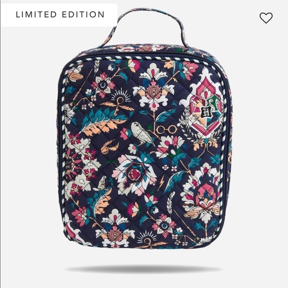 Vera Bradley Harry Potter Home To Hogwarts Quilted Zippered Lunchbox - Picture 3 of 16
